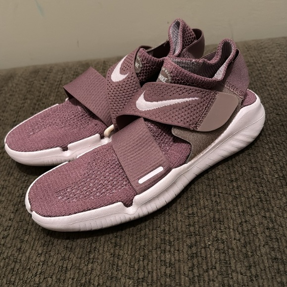 Nike runners - Picture 2 of 4